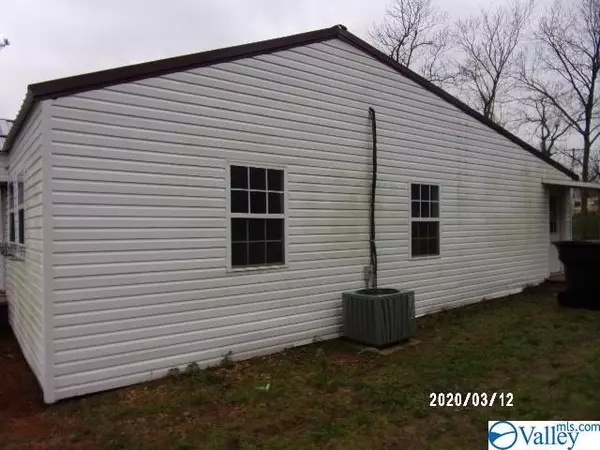 Fort Payne, AL 35967,104 14th Street SW