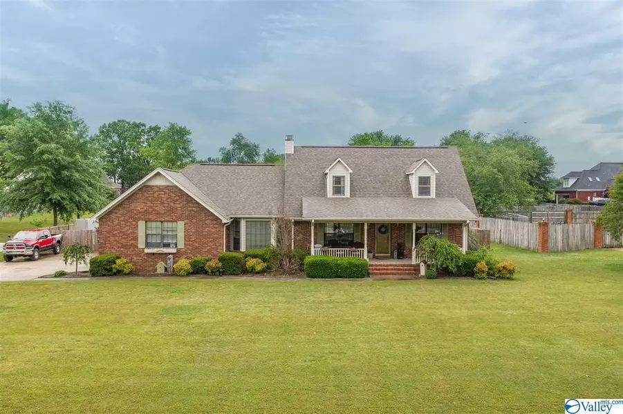 22325 Shawnee Lane, Athens, AL 35613