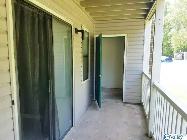 Huntsville, AL 35806,6614 Willow Pointe Drive #B