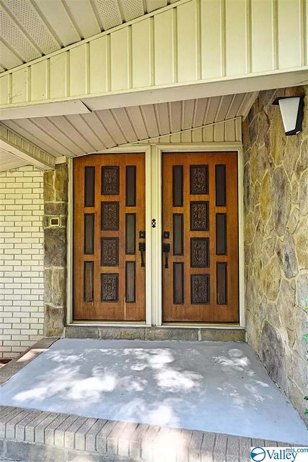 Madison, AL 35758,161 Rainbow Drive