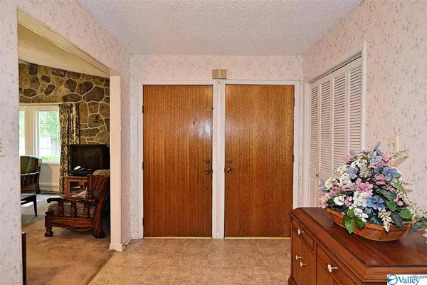 Madison, AL 35758,161 Rainbow Drive