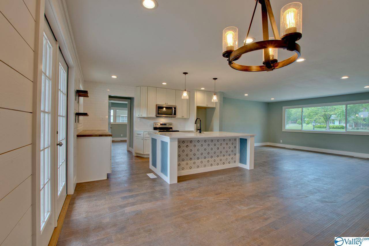 Huntsville, AL 35801,902 Cleermont Drive