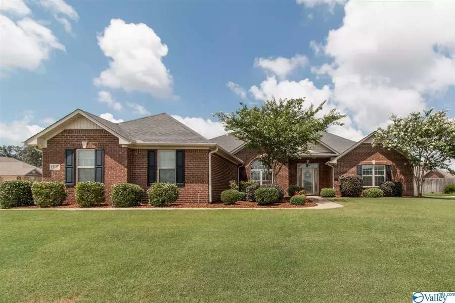 13117 Abbington Lane, Athens, AL 35613