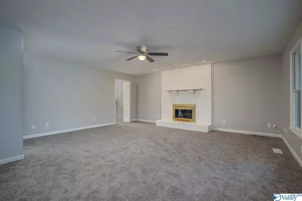 Madison, AL 35757,103 Dustin Lane
