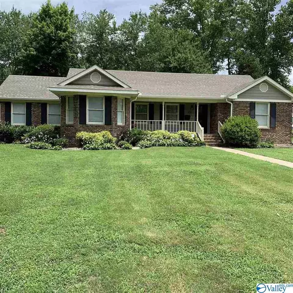 400 Delmont Drive, Albertville, AL 35950