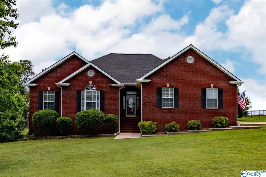 35 Eastridge Road, Fayetteville, TN 37334