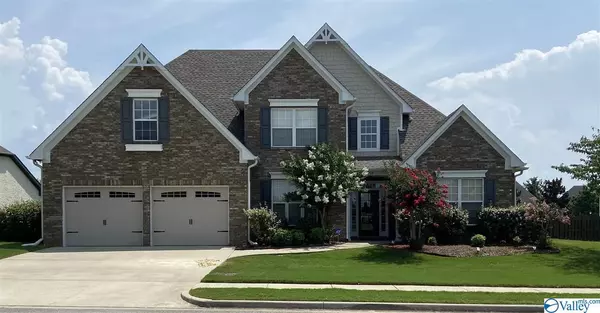 19 Hawthorn Heights Blvd, Huntsville, AL 35824
