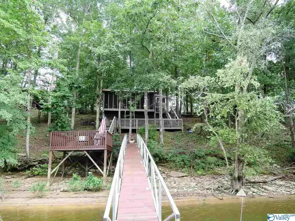 Crane Hill, AL 35053,922 County Road 941