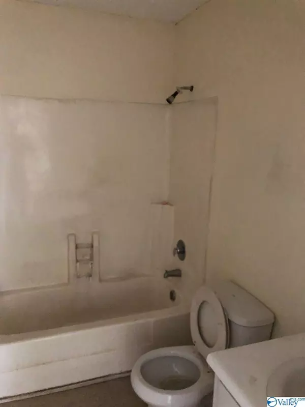 Huntsville, AL 35804,4008 Penny Street