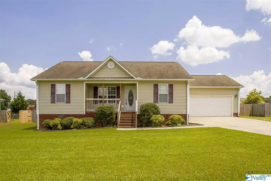 41 Dempsey Court, Arab, AL 35016