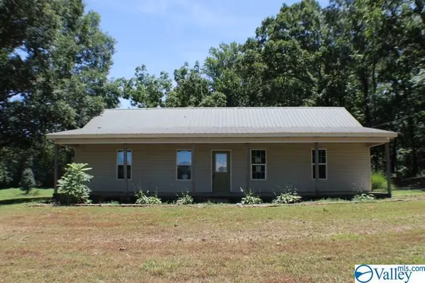 346 County Road 16, Danville, AL 35619