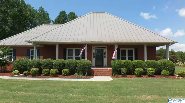 24667 Drawbaugh Road, Athens, AL 35613