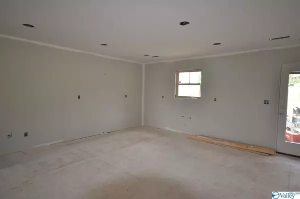 Vinemont, AL 35179,2405 County Road 1435