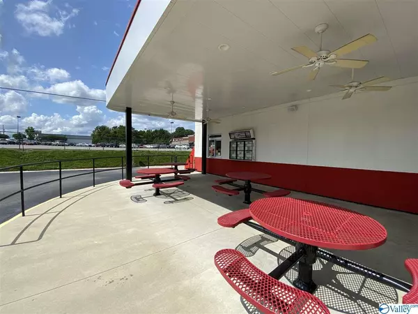 Rainbow City, AL 35906,3329 Rainbow Drive