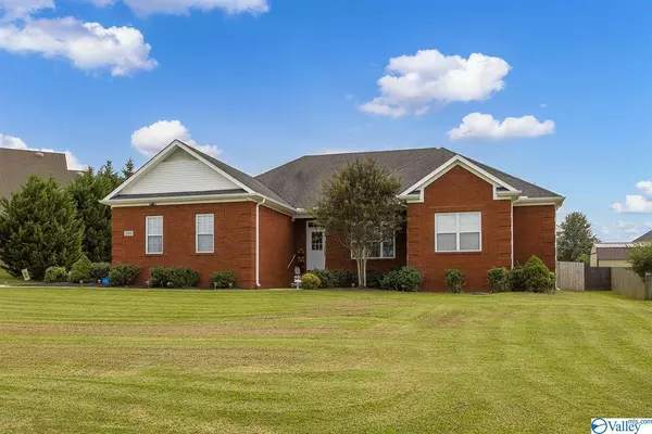 209 Reeney Drive, New Market, AL 35761