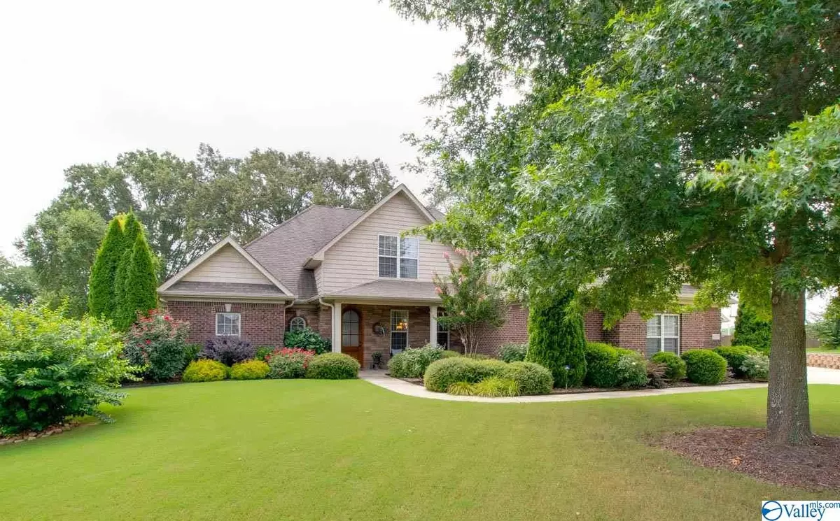 New Market, AL 35761,107 Pineoak Ridge Circle