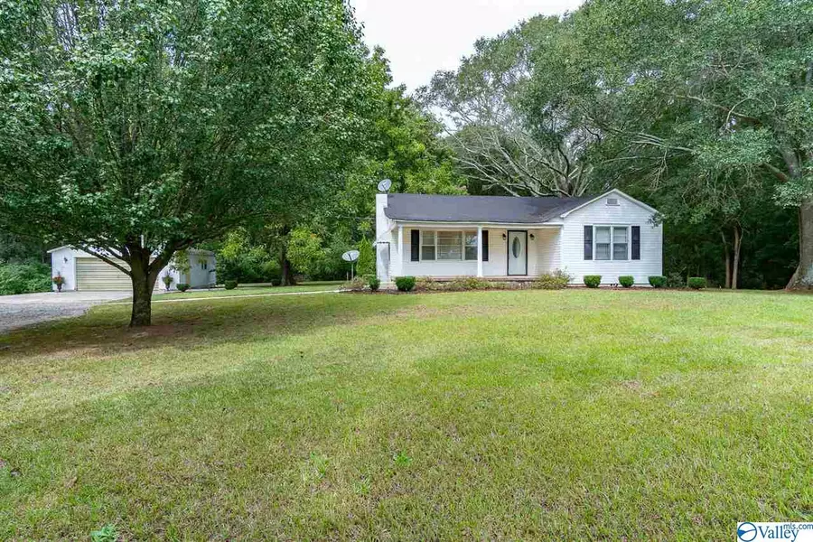 105 County Road 131, Russellville, AL 35654