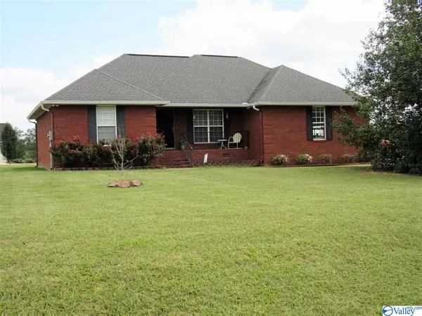 251 Maple Avenue, Rainsville, AL 35986