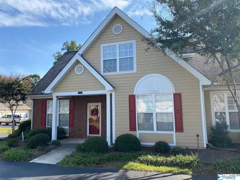 1272 Cathedral Circle #1272, Madison, AL 35758