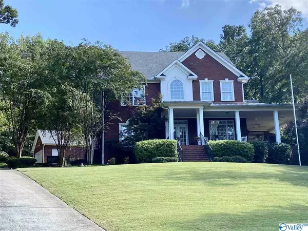 4403 Murray Drive, Decatur, AL 35603