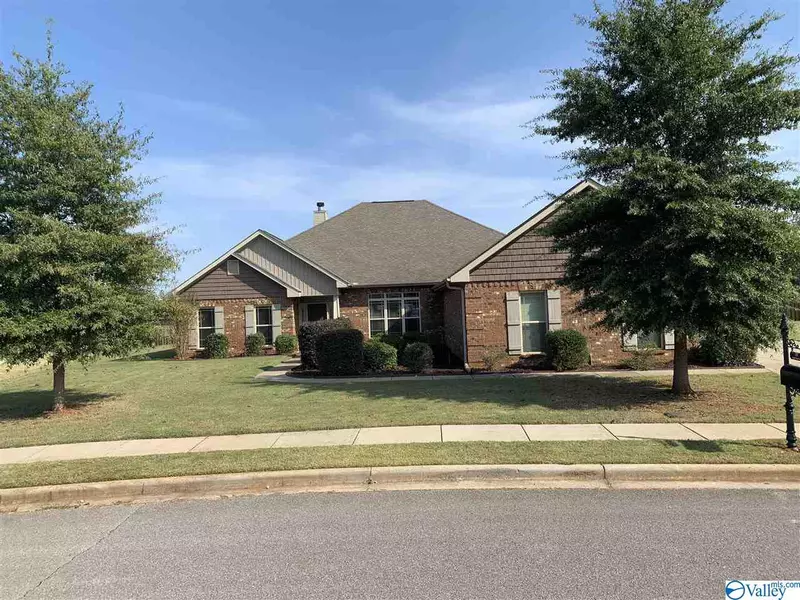 707 Sugar Bend Circle SW, Madison, AL 35756