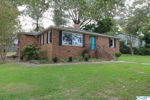 1941 Lookout Street, Gadsden, AL 35904