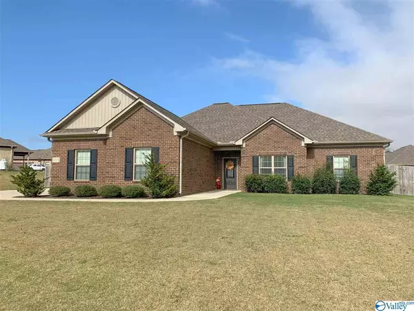 103 Lewis Vann Drive, Hazel Green, AL 35750