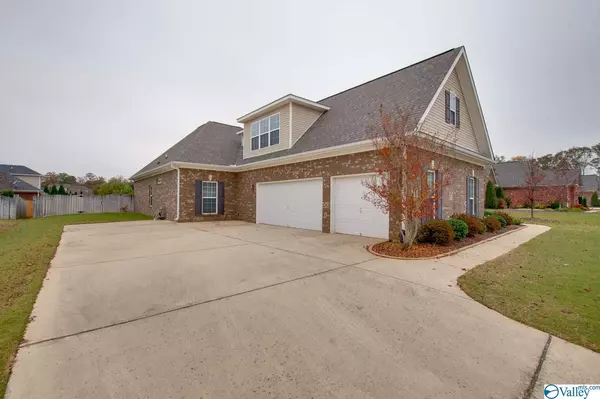 Owens Cross Roads, AL 35763,4805 Pinebrook Court