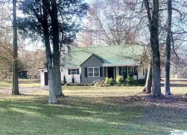 Ider, AL 35981,6472 Willow Road