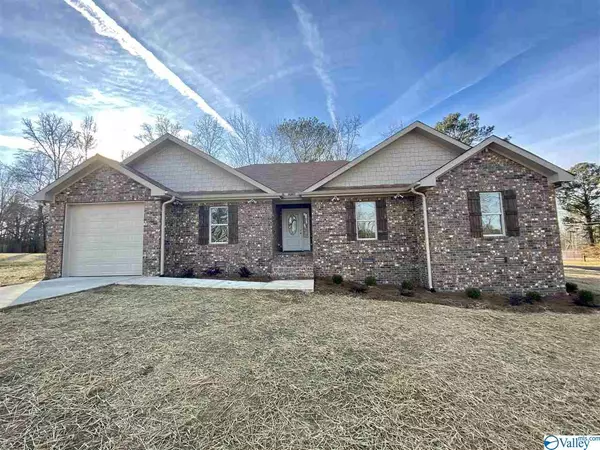 42 Tessa Circle, Albertville, AL 35950