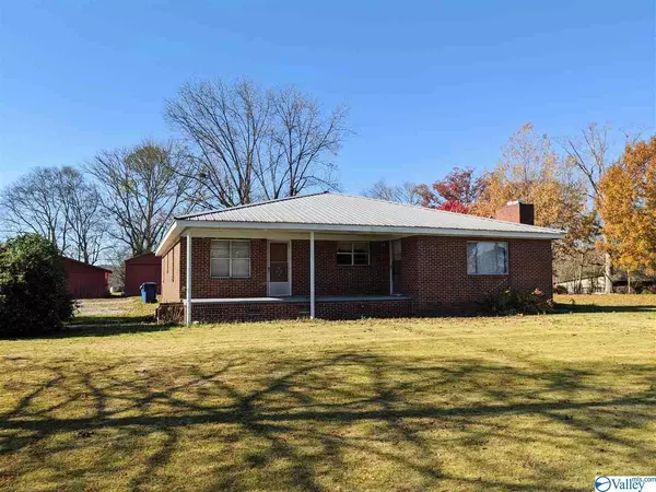 215 Wood Avenue SE, Attalla, AL 35954