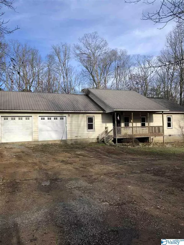 1857 County Road 642, Mentone, AL 35984