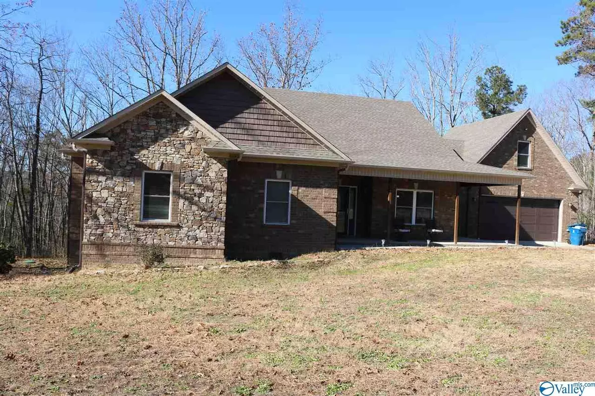 Grant, AL 35747,620 Mini Farm Road