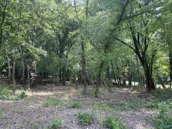 Gadsden, AL 35901,76 Riverside Drive