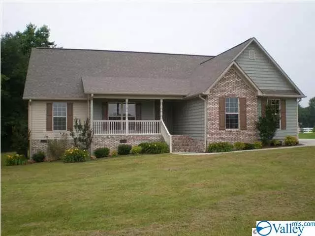 458 Summerfield Drive, Albertville, AL 35951