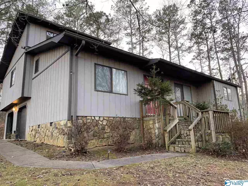 122 Tallassee Trail, Jacksonville, AL 36265