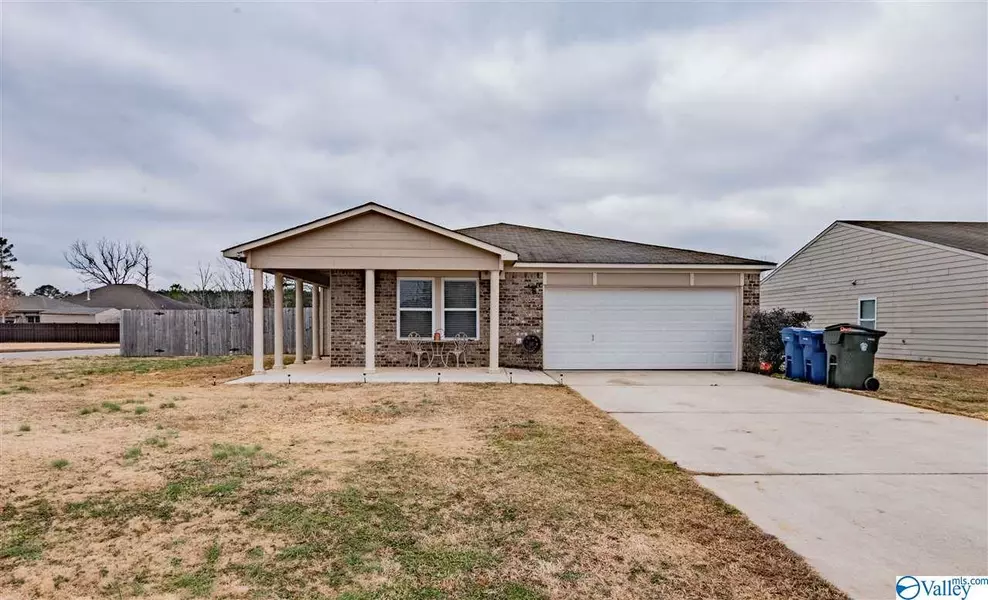 110 Rein Dance Lane, Owens Cross Roads, AL 35763