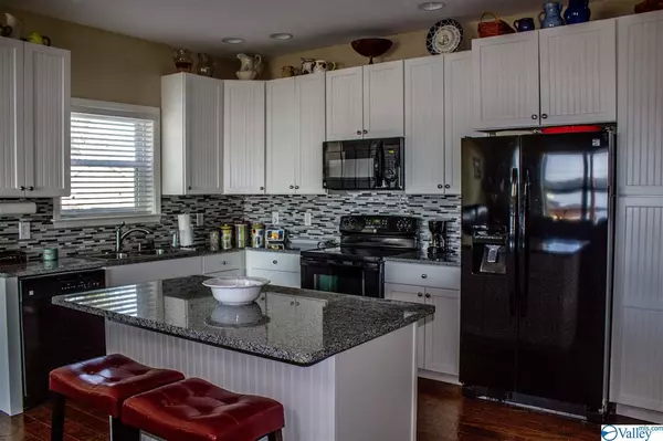 Cedar Bluff, AL 35959,2680 County Road 102