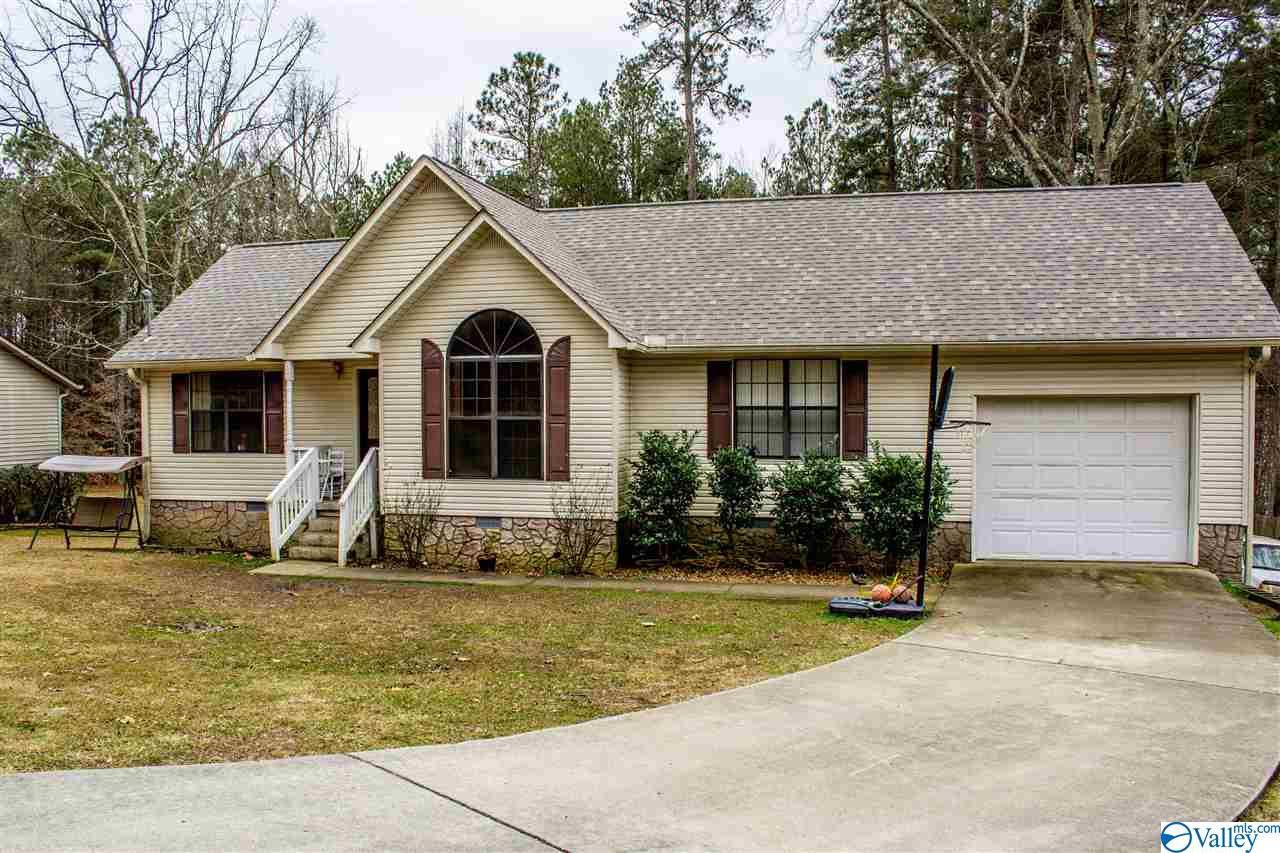 Centre, AL 35960,1005 Woodland Street
