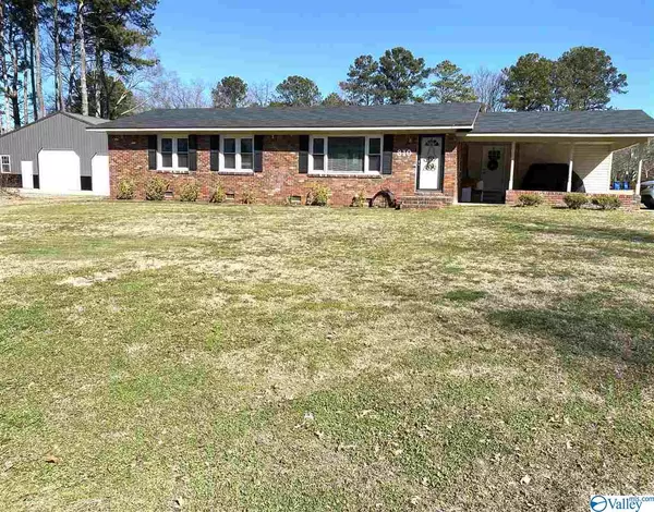 310 Pecan Avenue, Albertville, AL 35950