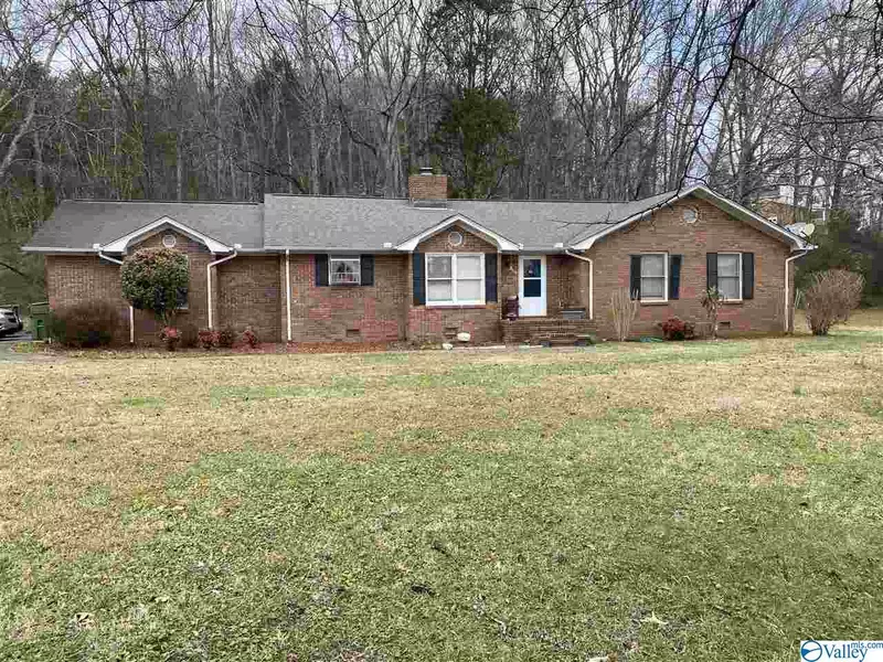 105 Mohawk Road, Owens Cross Roads, AL 35763