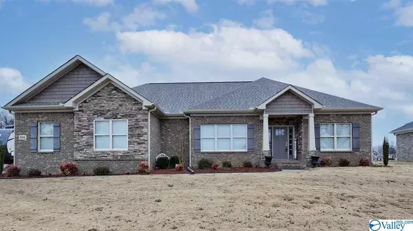 106 Azuba Court, Hazel Green, AL 35750