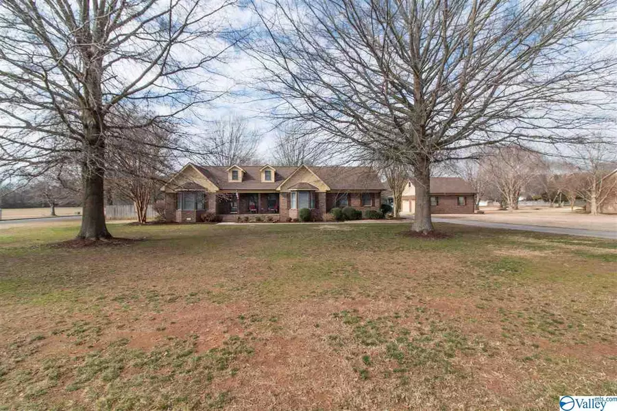 320 Ole Carriage Drive, Athens, AL 35613