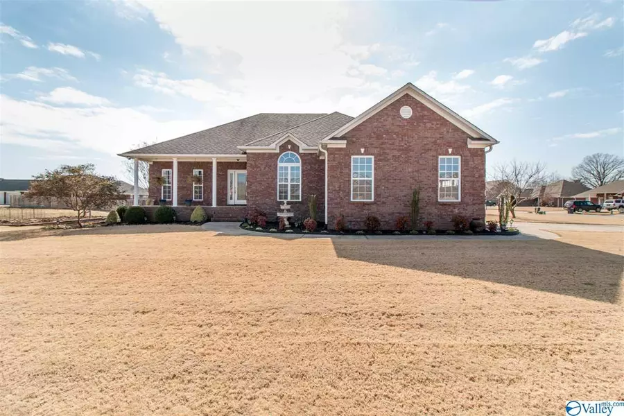 25776 Caldera Drive, Athens, AL 35613