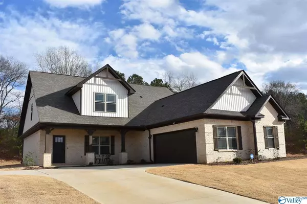 101 Ivy Vine Drive, Toney, AL 35773