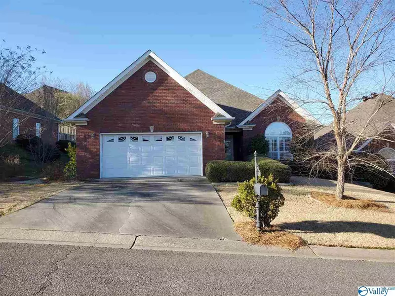 6387 Misty Ridge Dr, Birmingham, AL 35235