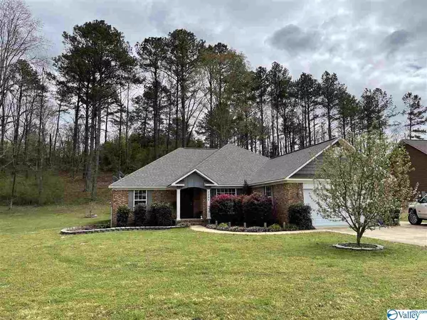 2280 Island Way, Southside, AL 35907