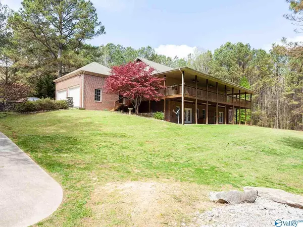 361 Worley Drive, Owens Cross Roads, AL 35763