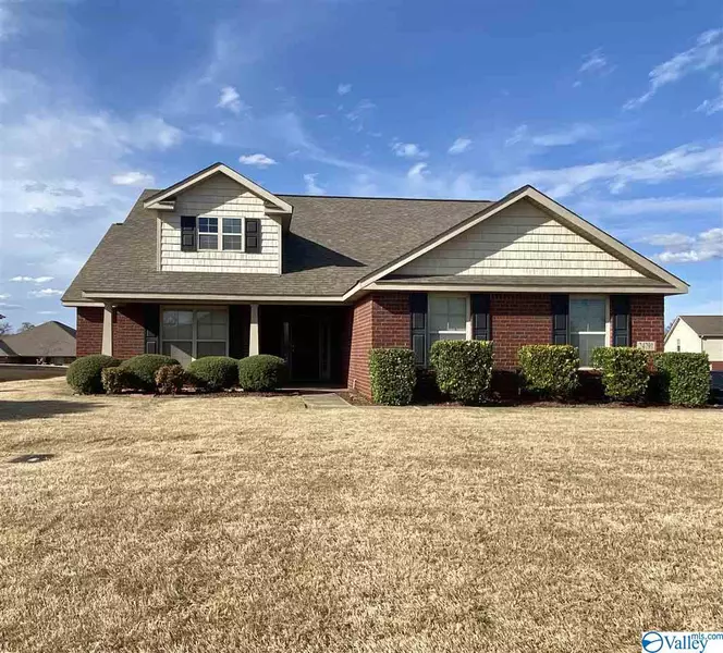 24791 Silent Spring Drive, Athens, AL 35613