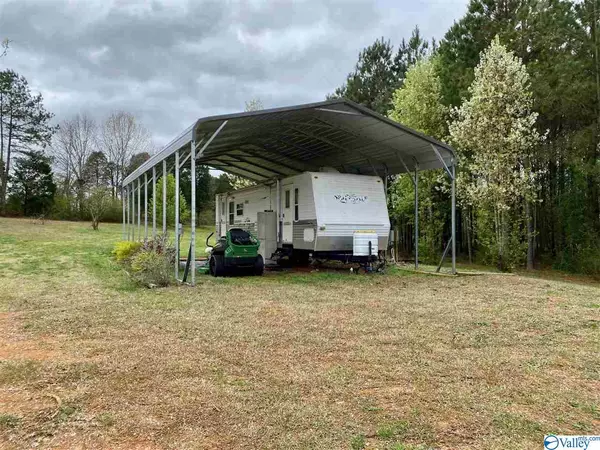 Leesburg, AL 35983,725 County Road 355
